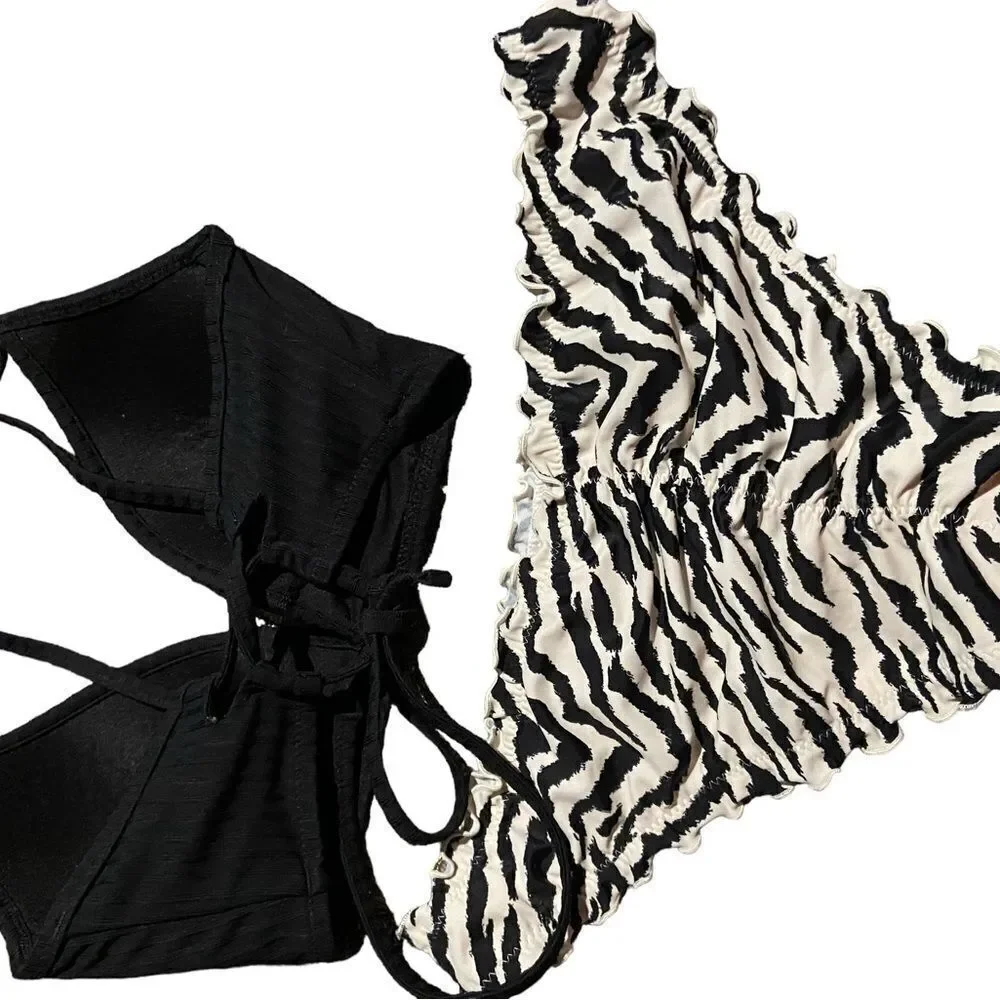Shade and Shire bikini excellent condition too is 32 B B bottoms are a medium